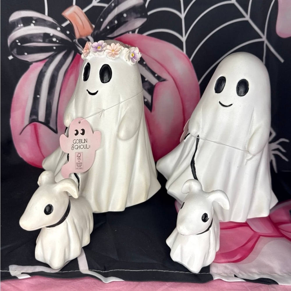 Goblin and Ghoul Ghost walking dog Set of 2